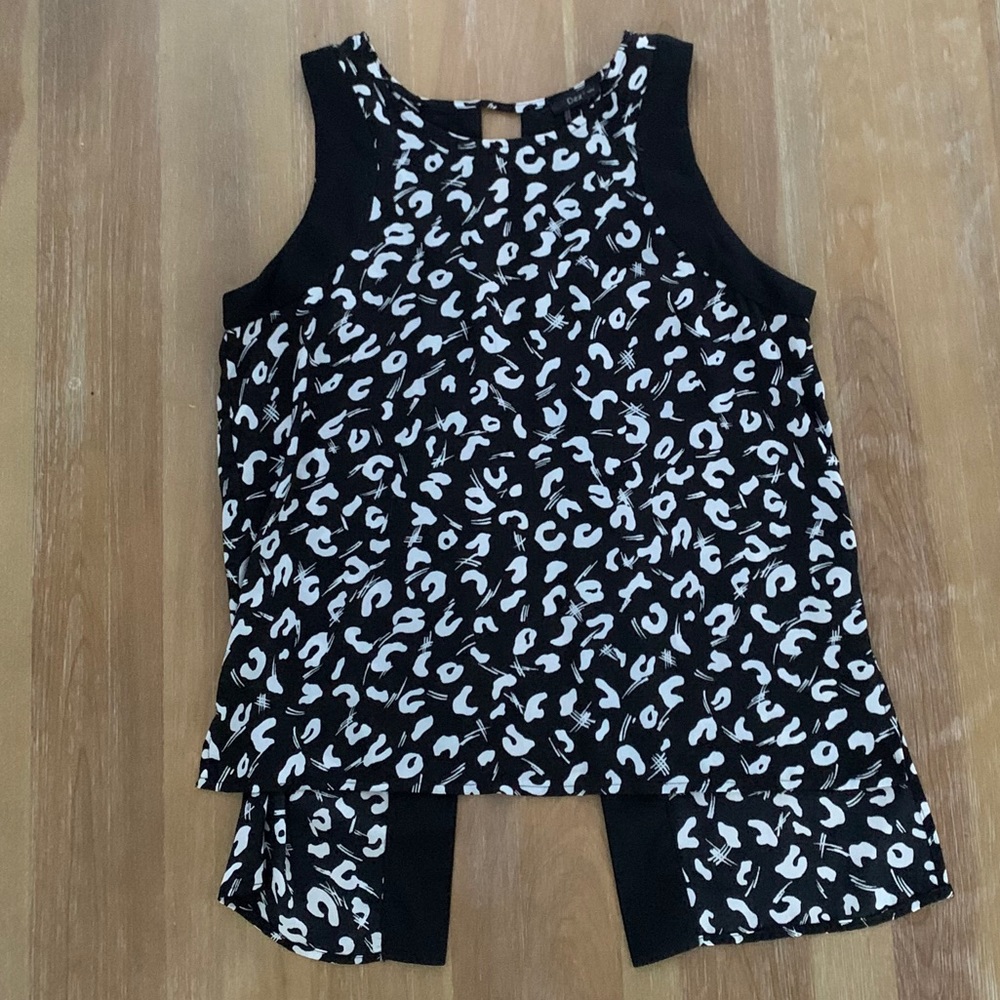 DEX - Open Back Black and White Blouse Tank Top